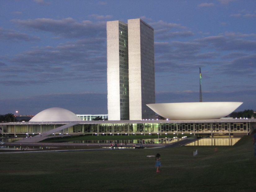 Senado pode concluir hoje votação da PEC do Voto Aberto