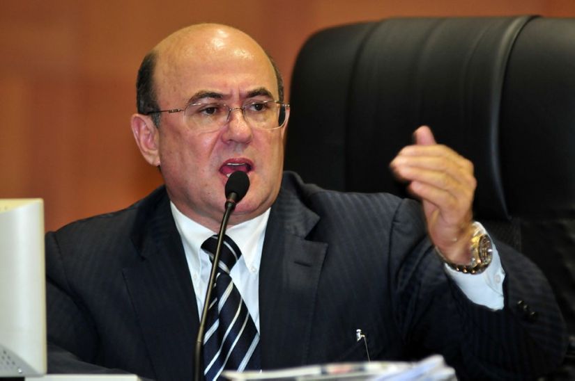 AL divulga nota de pesar pela morte de Antônio Amaral