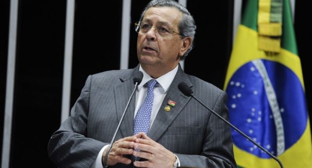 Jayme Campos vê riscos em união de Taques com o PR