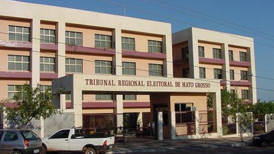 TRE apresenta juízes auxiliares na eleição de 2012 e lança cartilha para partidos e pré-candidatos