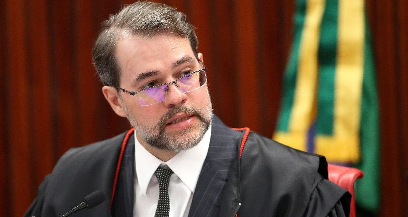  Presidente do TSE destaca grandiosidade da eleição e pede que eleitores não vendam o voto