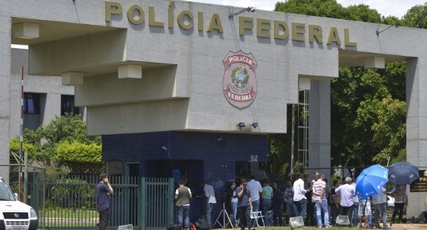 Apenas um dos doze condenados do Mensalão continua em liberdade