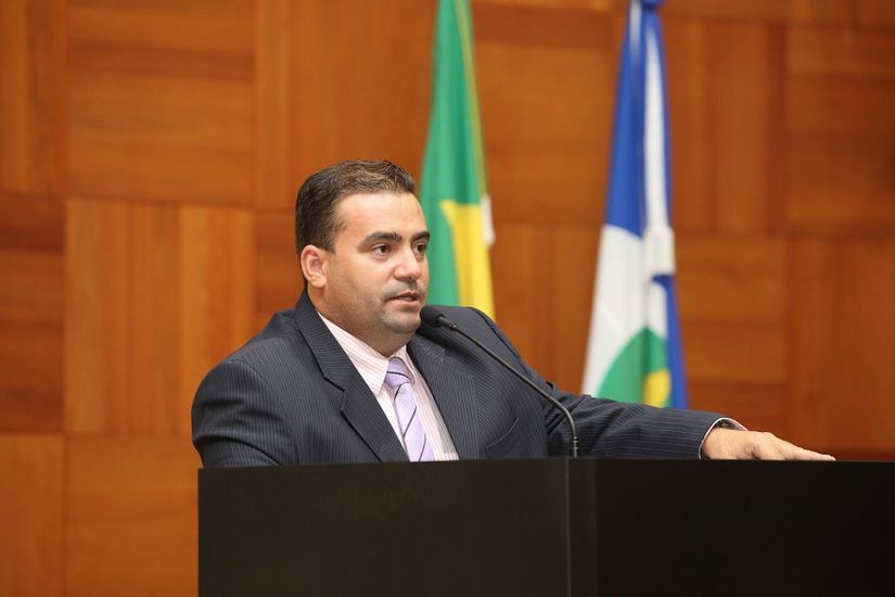 AL votará projeto que proíbe cobrança de orçamento