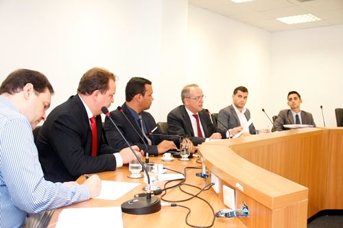 Zé Carlos do Pátio defende fim de contingenciamentos em verbas vinculadas