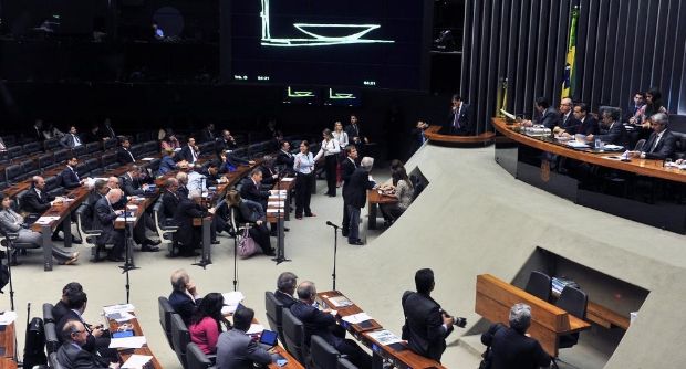 Falta de acordo adia votação sobre bancadas dos estados