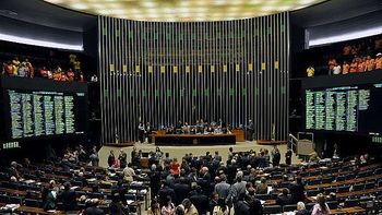 Câmara deve votar PEC do Orçamento Impositivo nesta semana