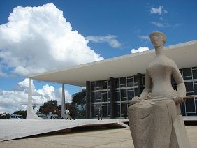 STF dá dez dias para Executivo explicar Programa Mais Médicos
