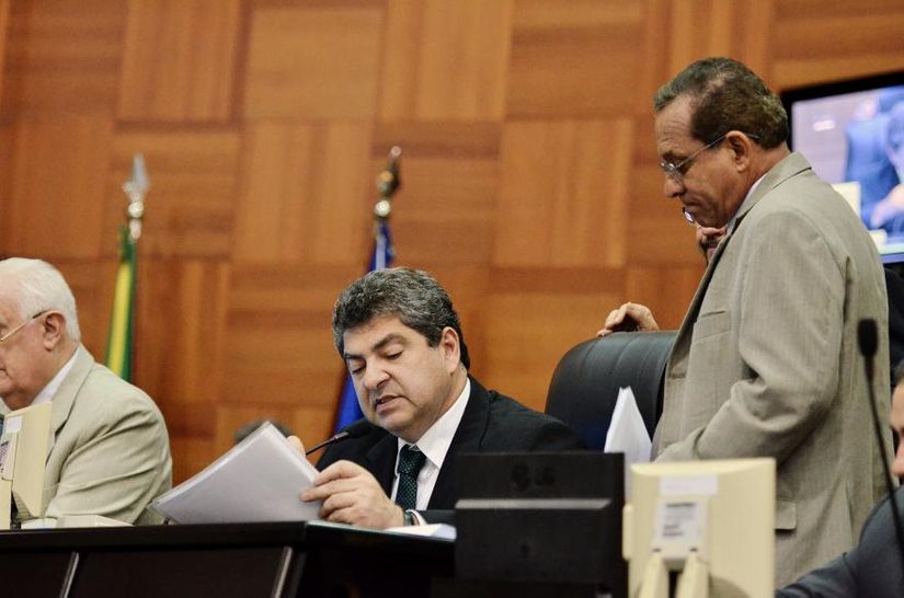 Depois de devolver R$ 20 milhões ao governo, Assembleia prepara nova reforma administrativa