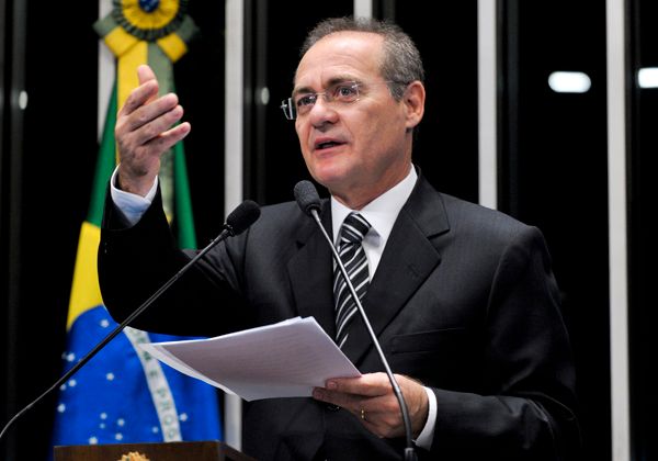 Mais de meio milhão já assinaram petição eletrônica pedindo impeachment de Renan Calheiros