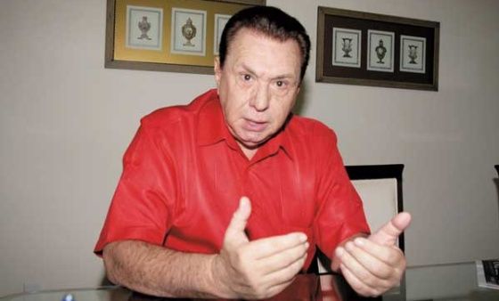 Carlos Bezerra ocupa vácuo deixado por Pátio e tenta controlar efeitos da crise no PMDB