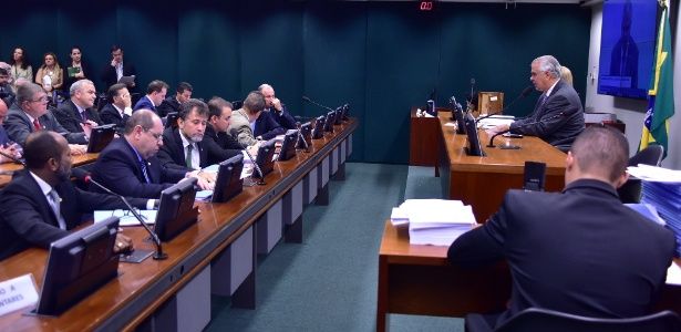 Conselho de Ética instaura processo contra Cunha; relator ainda será escolhido