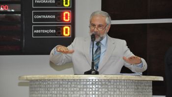 Experiência: Mohamed volta e ajuda colegas a evitar erro histórico na Cãmara