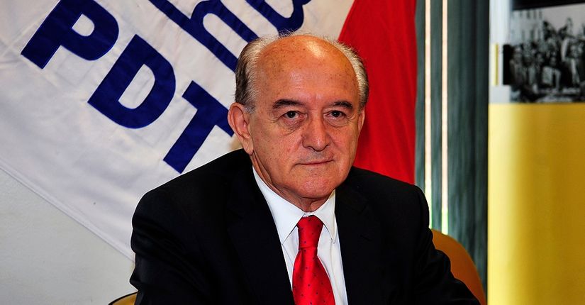 Ministro do Trabalho também pedirá demissão do cargo