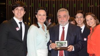 Percival recebeu medalha da Assembleia Nacional Constituinte