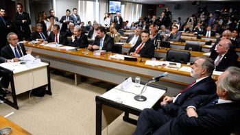 CPMI ouve versões diferentes dos ex-diretores da Petrobrás acusados de corrupção