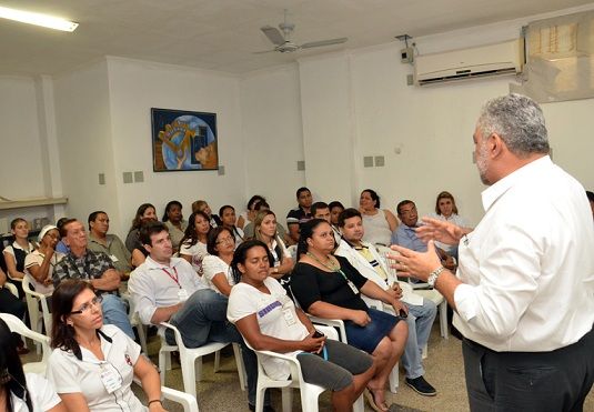 Percival apresenta propostas aos funcionários da Santa Casa e recebe apoios