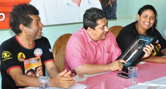 Ananias Filho recebe homenagem e declaração de apoio de dirigentes do Movimento Negro