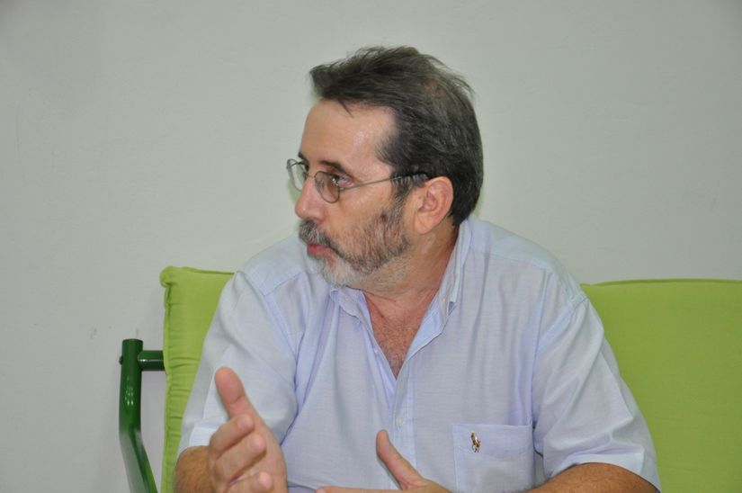 Salles quer candidatura própria e é contra a campanha polarizada
