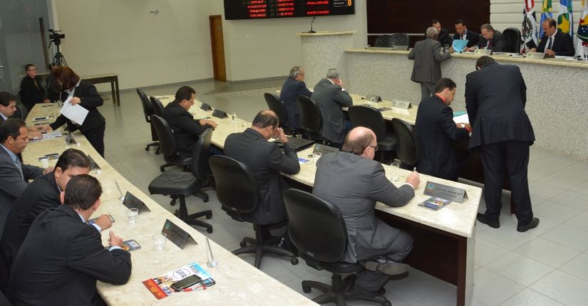 Câmara realiza sessão e aprova suplementação de 4,4 milhões para a Coder