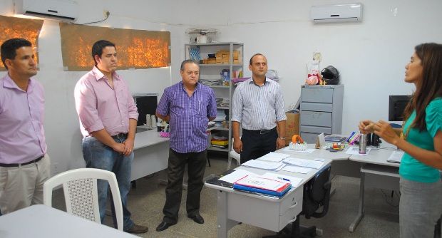 Vereadores constatam precariedade do CRAS do Conjunto São José I