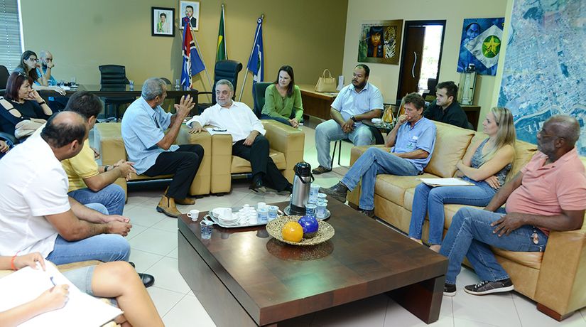Prefeito recebe solicitações da comunidade Globo Recreio