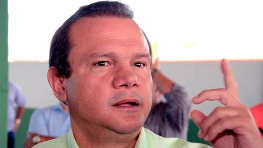 Com liderança de Taques, governistas estudam alternativas e podem lançar Wellington ao governo