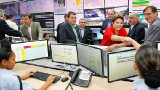 Dilma diz que brasileiros receberão Copa do Mundo com “alegria e civilidade”
