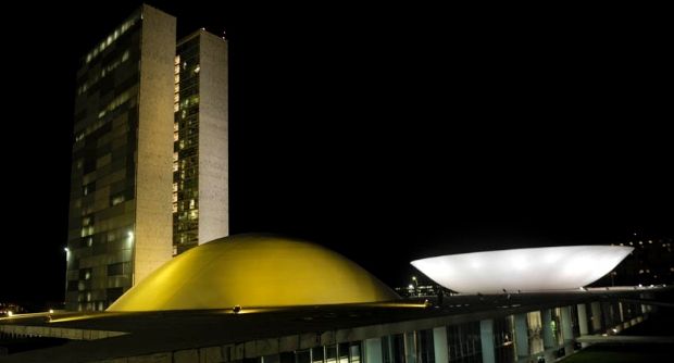 Congresso adere à campanha de prevenção ao suicídio