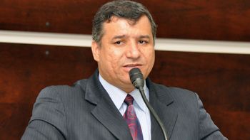 Reginaldo cobra definição sobre PCCS e concurso público