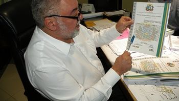 Prefeito discute Programa de Regularização Fundiária com o presidente do Intermat 