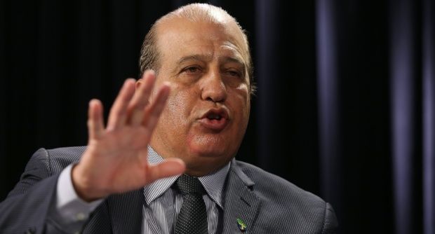 Presidente do TCU diz que Cuiabá parece 'praça de guerra' e que Brasil passará vergonha na Copa