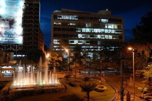 Em véspera de homologar candidaturas, cenário político da capital ainda é incerto 
