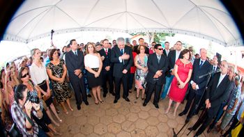 Cerimonial confuso prolongou solenidade de posse e causou contratempos
