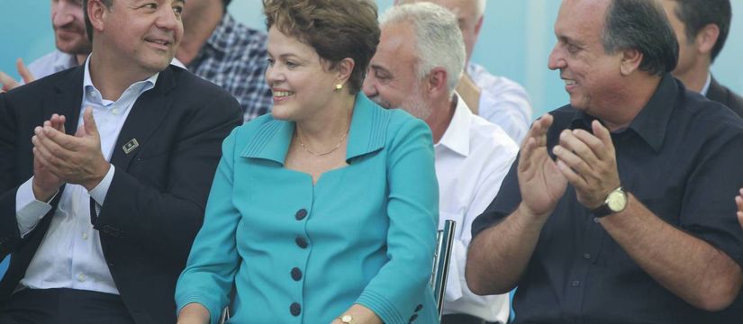 PT estranha aliança de peemedebistas com DEM e vê riscos para palanque de Dilma no Rio