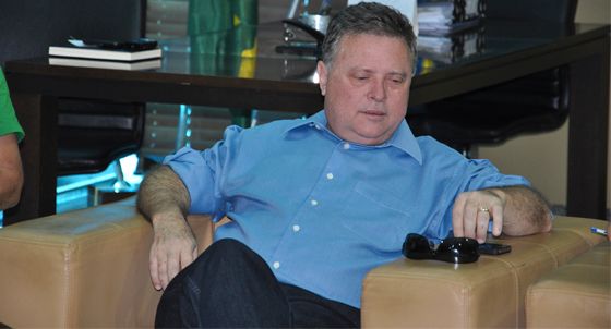 Sem coleira: Blairo recusa imposição, mas dá sinais que disputará eleição se tiver 'autonomia total'