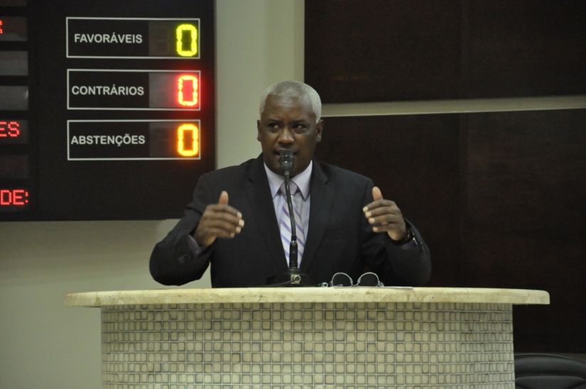 Vereador Adonias Fernandes é cogitado para assumir Secretaria de Esportes