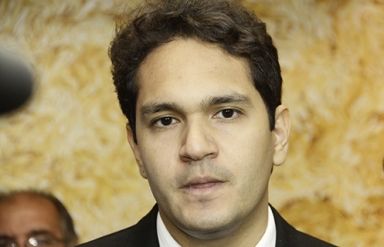 Justiça acata denúncia contra João Emanuel e ex-deputado por desvio