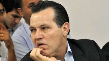 Uma vez errado, errado até na saída