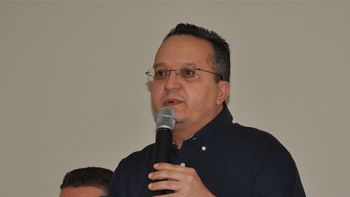 Pedro Taques conversa com produtores rurais, líderes comunitários e cumpre agenda política