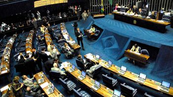 Senado se prepara para votar Lei de Licitações e mudanças no Código do Consumidor