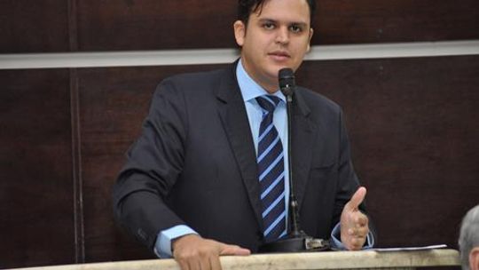 Vereador defende aumento de efetivo de agentes penitenciários e criação da Polícia Penal