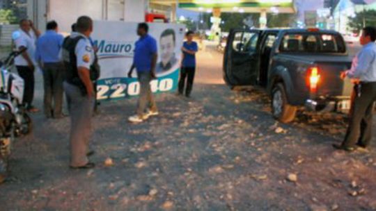 Fiscalização apreende placas e bandeiras em Cuiabá