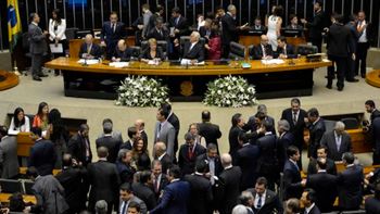 Deputados federais  são empossados em Brasília 