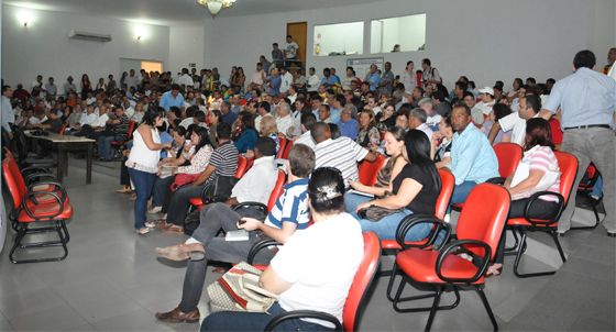 Candidatos a vereadores pedem e promotor aceita modificar projeto 'Dignidade Eleitoral'