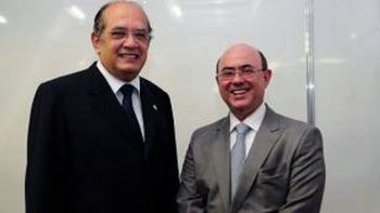 Riva é solto algumas horas depois de ser preso pela terceira vez