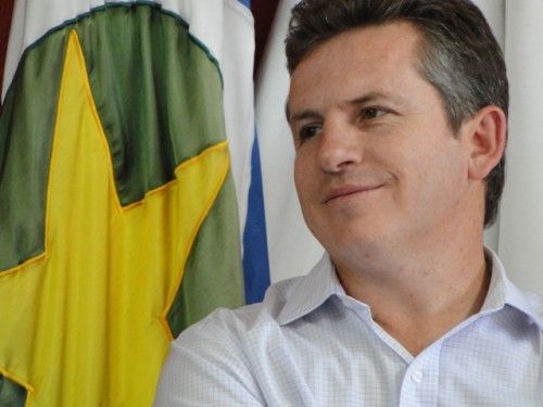 Em Brasília, Mauro Mendes se reúne com deputados em busca de recursos