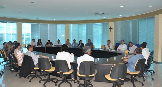 Prefeito está reunido com secretariado desde o início da manhã desta quarta-feira