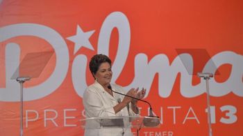 Dilma agradece eleitores e pede votos para o segundo turno