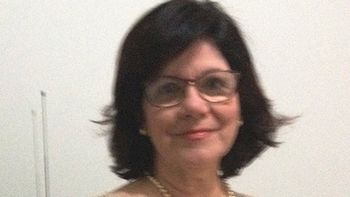 “O leitor” entre a transitividade do verbo “amar” e o letramento     