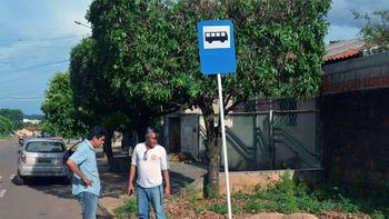 Vereador cobra abrigo em pontos de ônibus; Setrat promete estudar caso, mas só no ano que vem